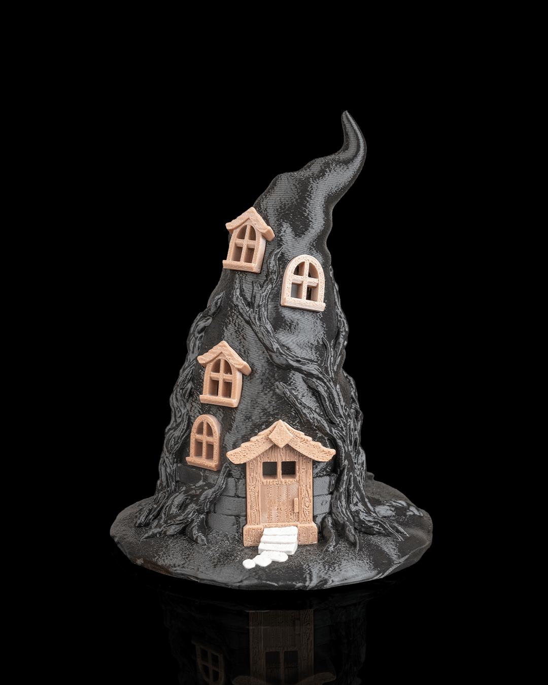 Witchstead Haunted Hat House Lamp: Spooky Halloween Table Decor