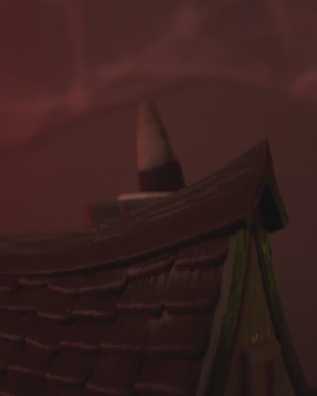 Ghost Manor Lamp: Gothic Haunted House Table Light